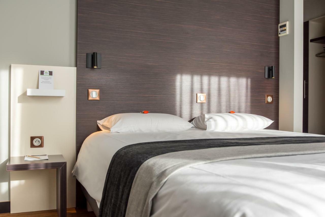 Le Merceny Motel Bastogne Phòng bức ảnh