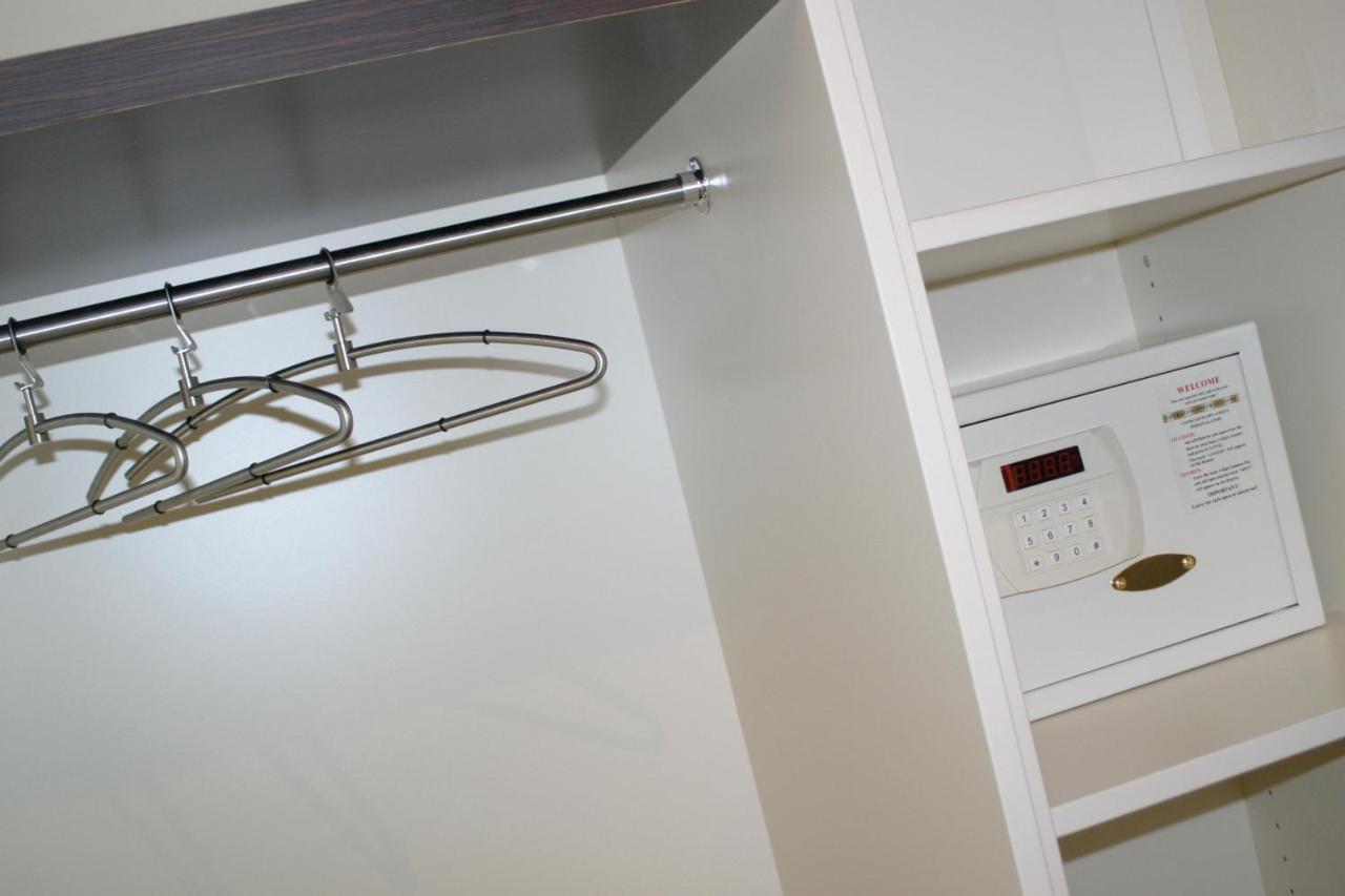 Le Merceny Motel Bastogne Ngoại thất bức ảnh